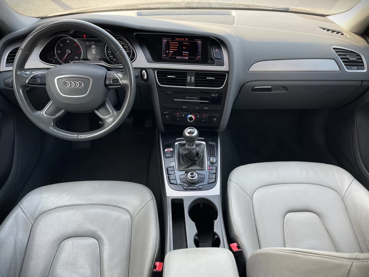 Audi A4 Avant 2.0 TDi - foto 8
