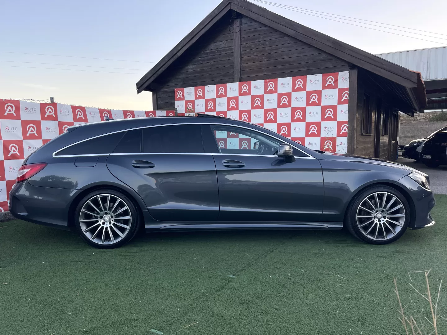 Mercedes-Benz CLS 250 d Shooting Brake AMG - foto 2