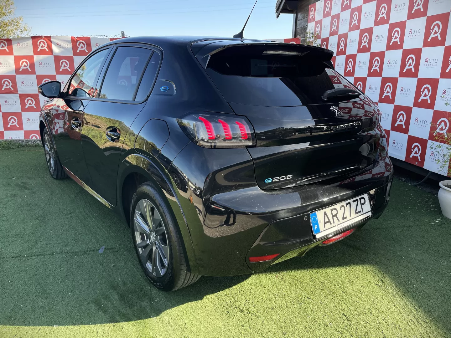 Peugeot e-208 50 kWh Allure - foto 4