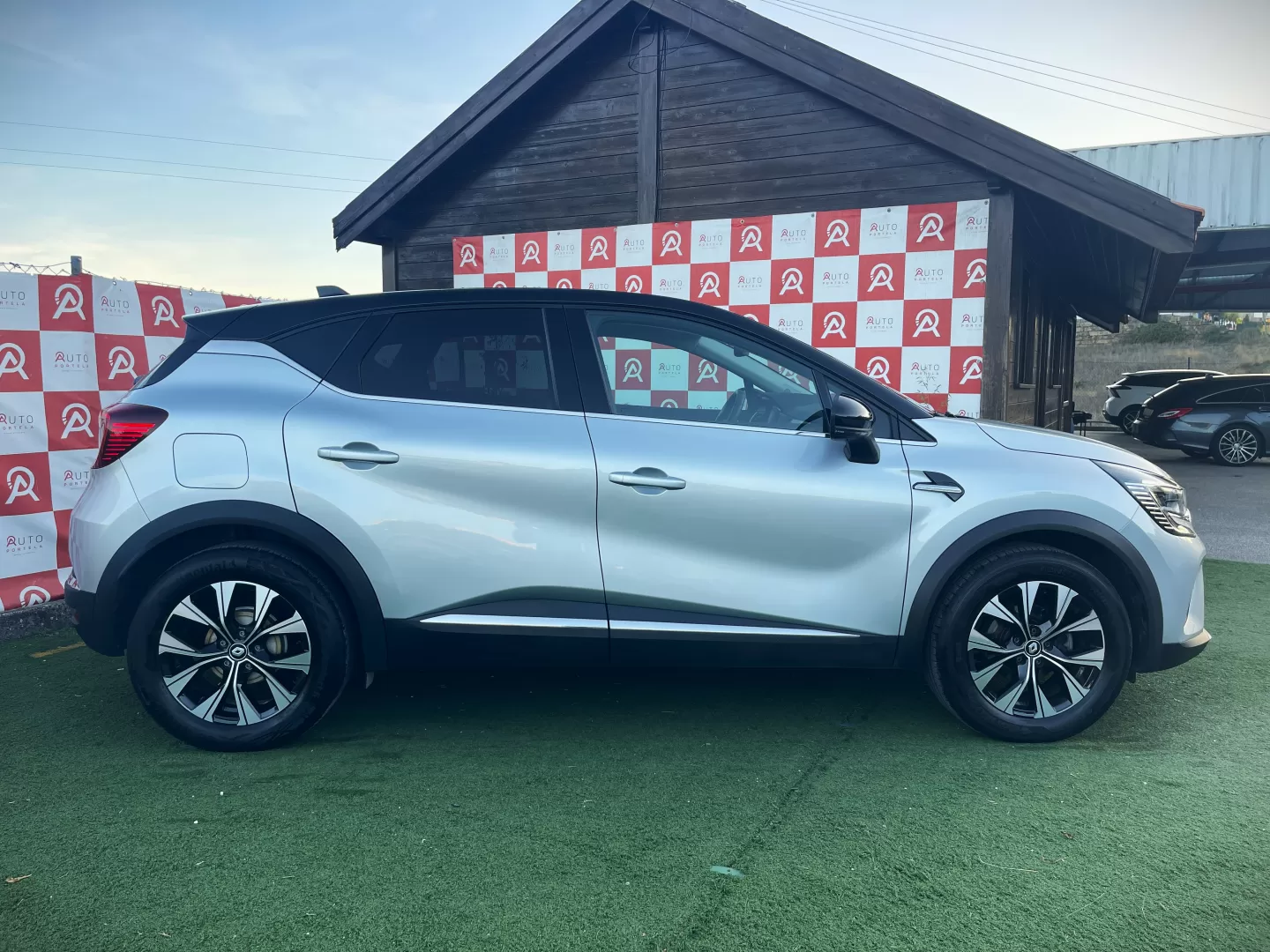 Renault Captur 1.0 TCe Techno Bi-Fuel - foto 2