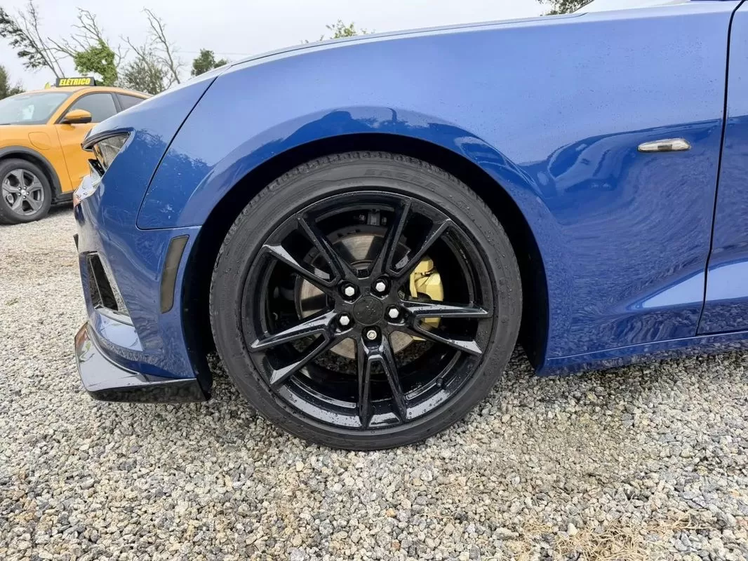 Chevrolet Camaro 2.0 Aut. - foto 2