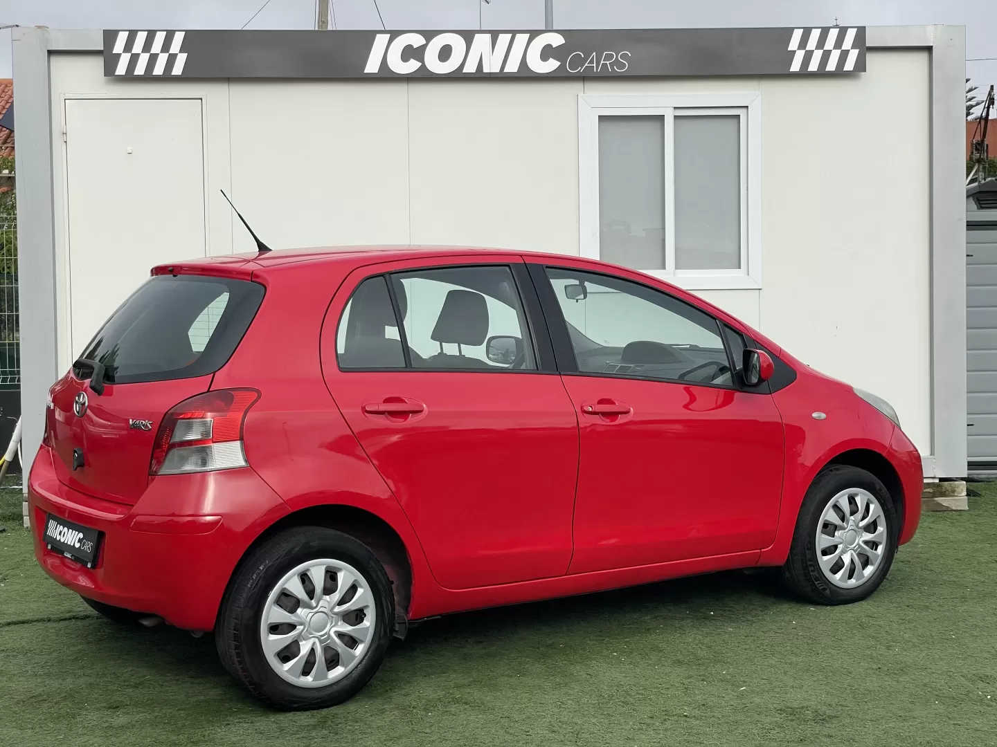 Toyota Yaris 1.0 VVT-i ACtive+AC - foto 3