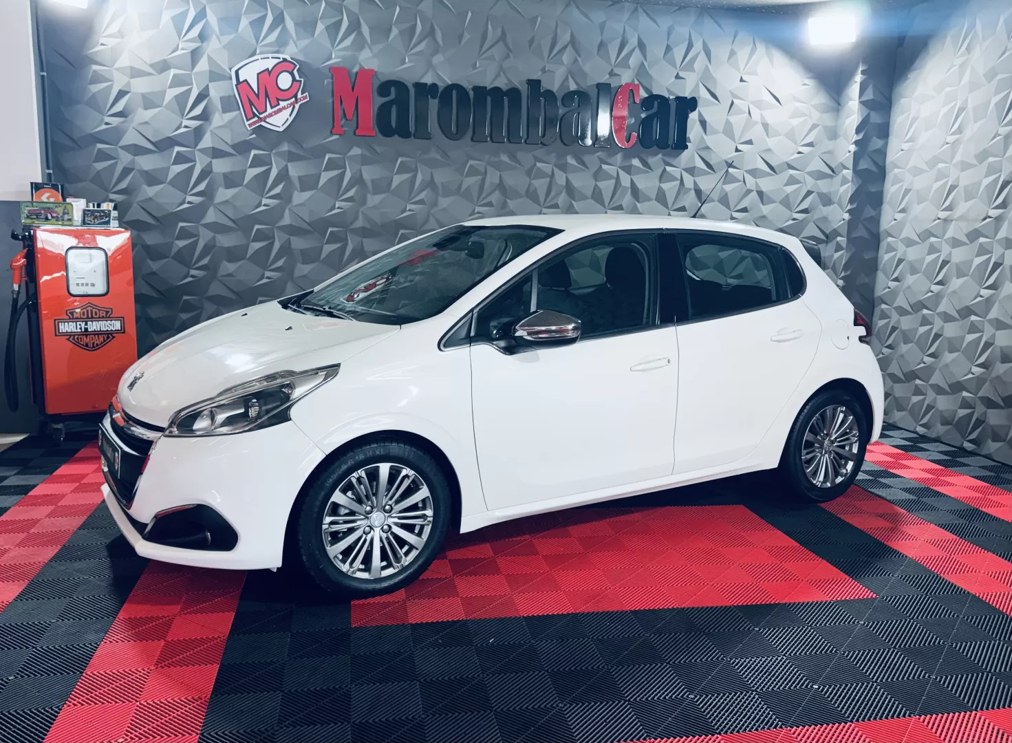 Peugeot 208 1.6 BlueHDi Allure - foto 4