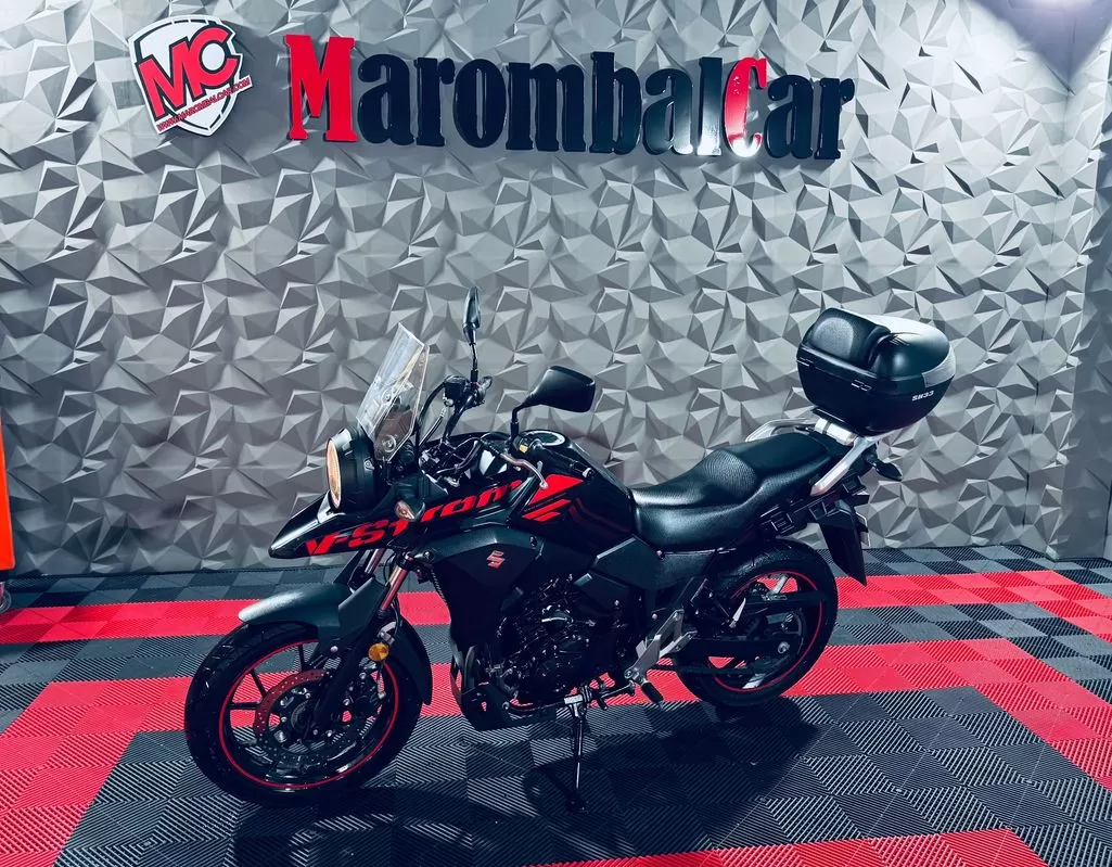 Suzuki V DL STROM 250