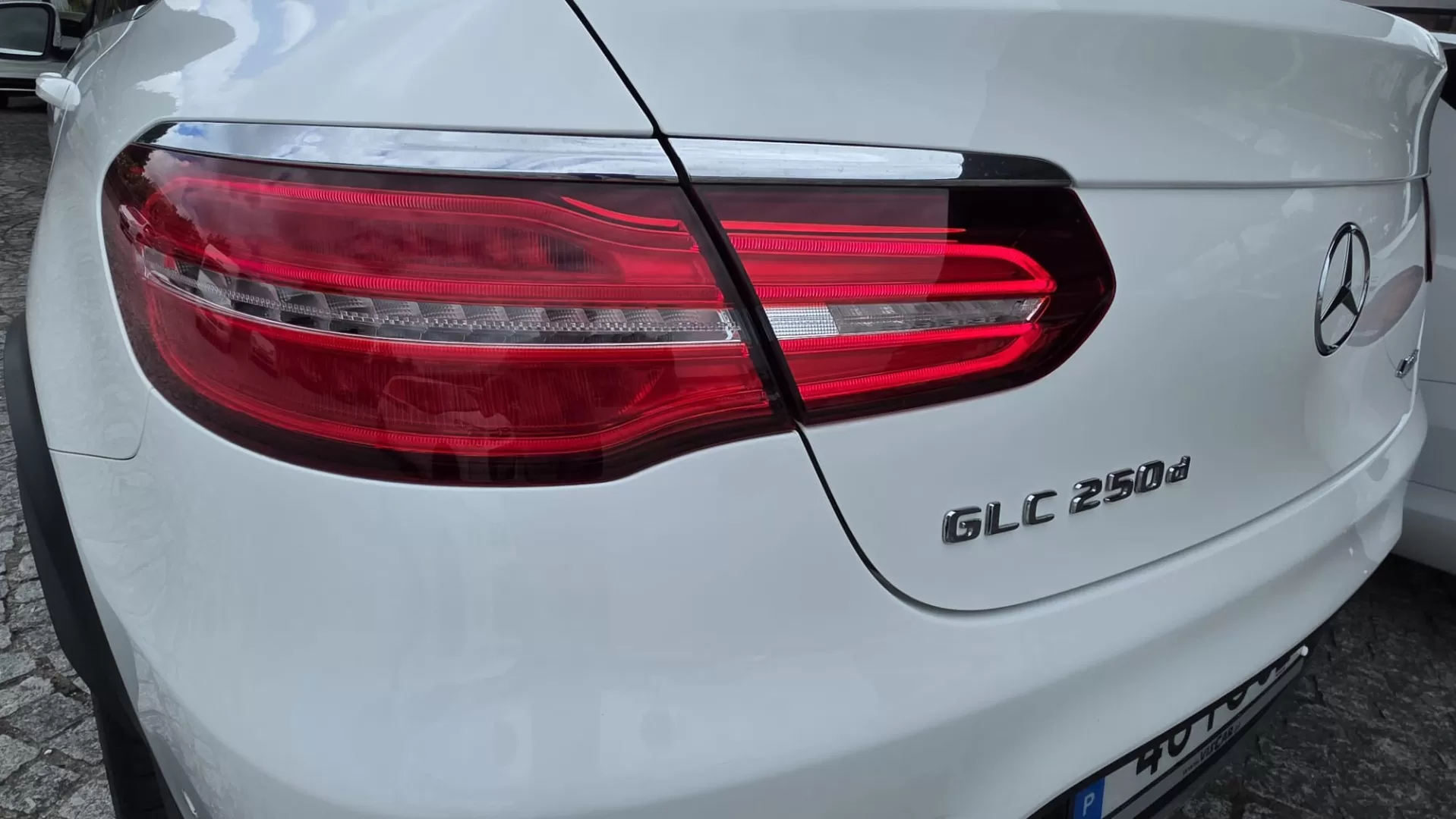 Mercedes-Benz GLC 250 d Coupé AMG Line 4-Matic - foto 6