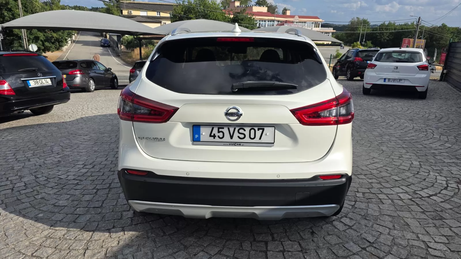 Nissan Qashqai 1.5 dCi N-Connecta Led - foto 4