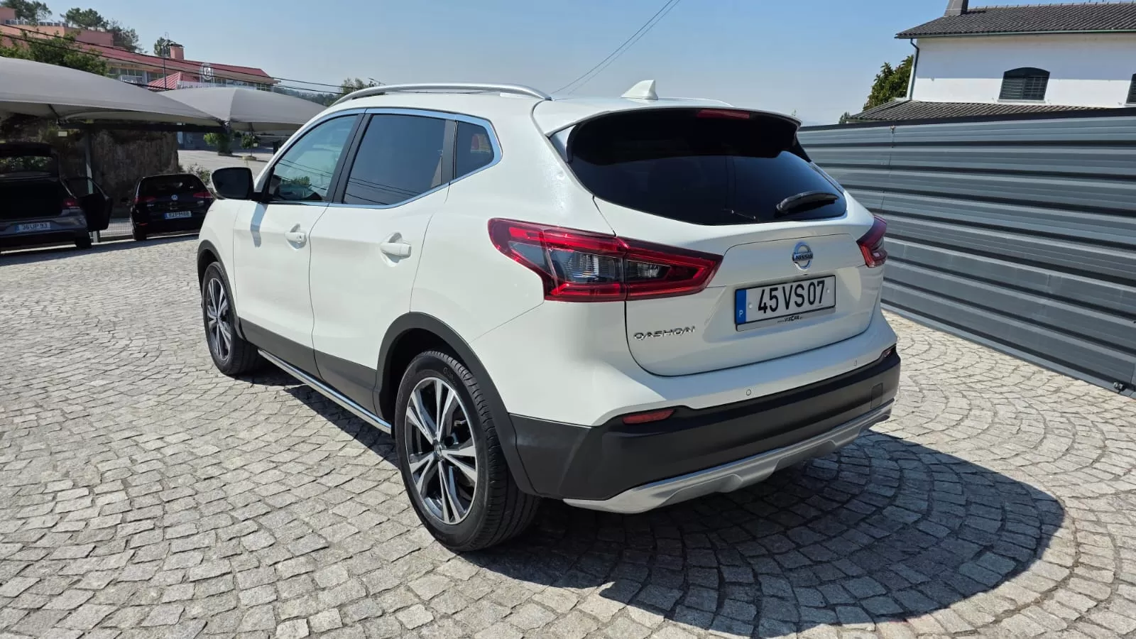 Nissan Qashqai 1.5 dCi N-Connecta Led - foto 4