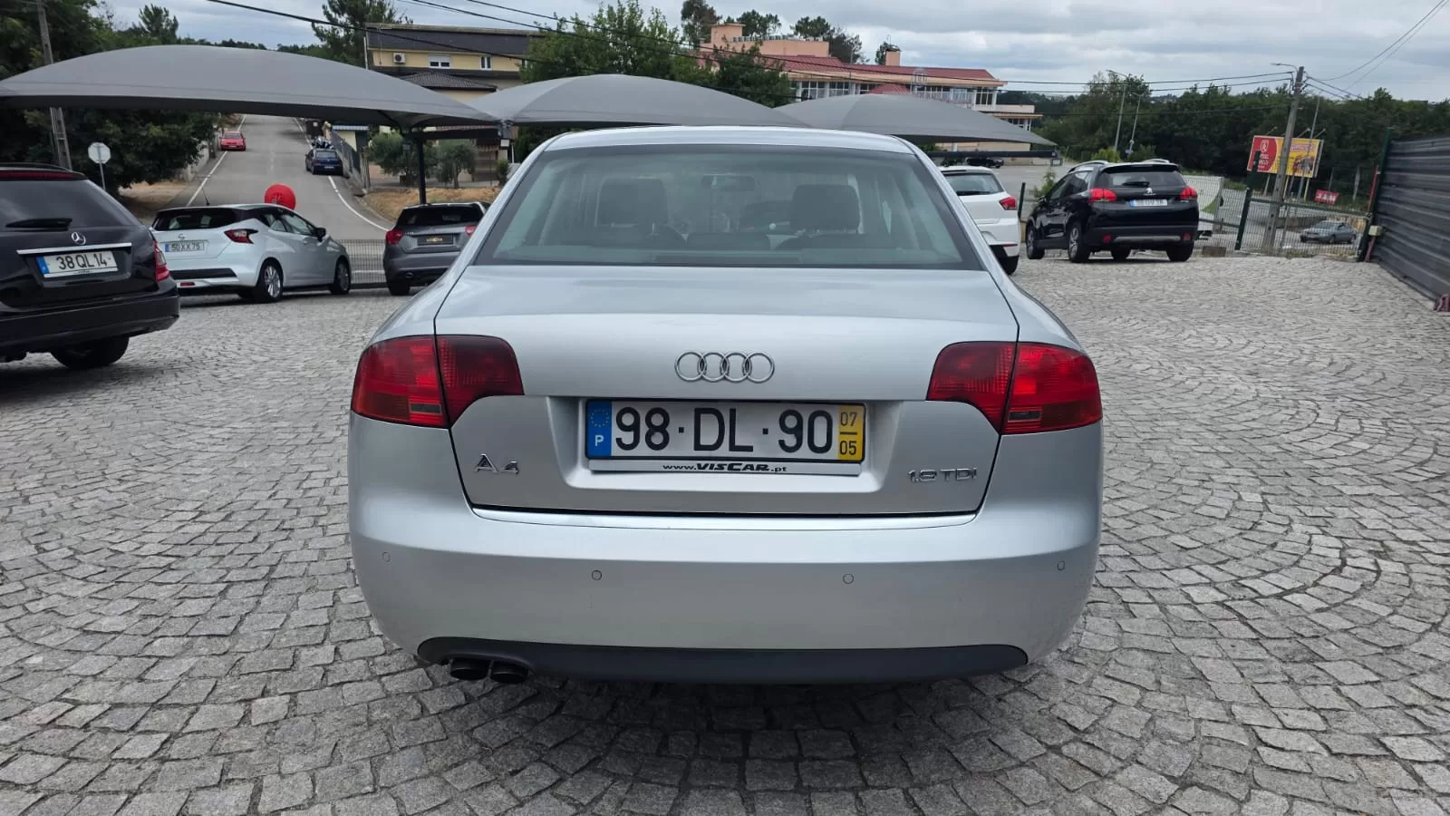 Audi A4  1.9 TDI S-line - foto 4