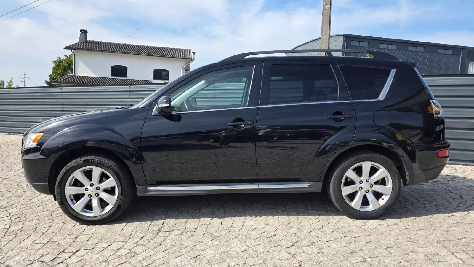 Mitsubishi Outlander 2.2 DI-D Intense - foto 2