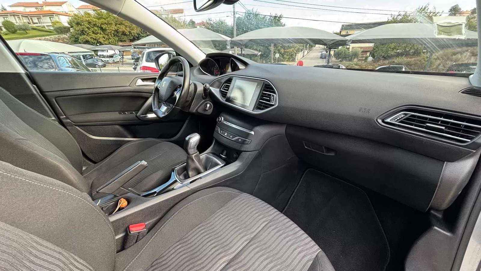 Peugeot 308 1.6 BlueHdi - foto 8