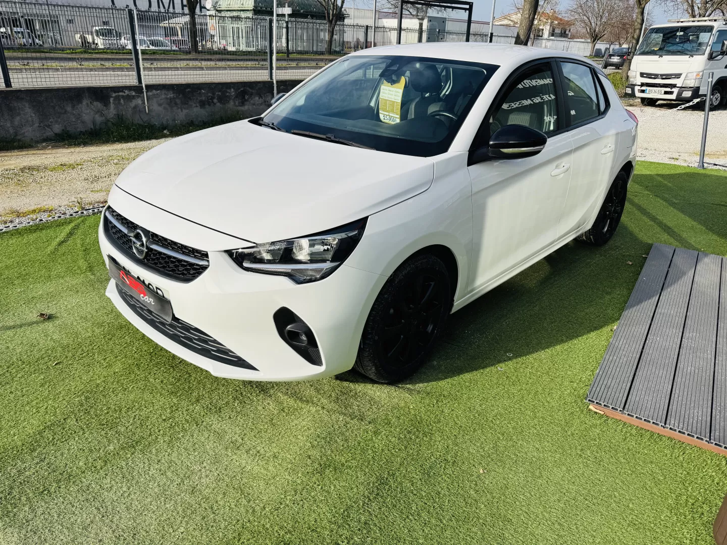 Opel Corsa 1.2 T Edition - foto 3