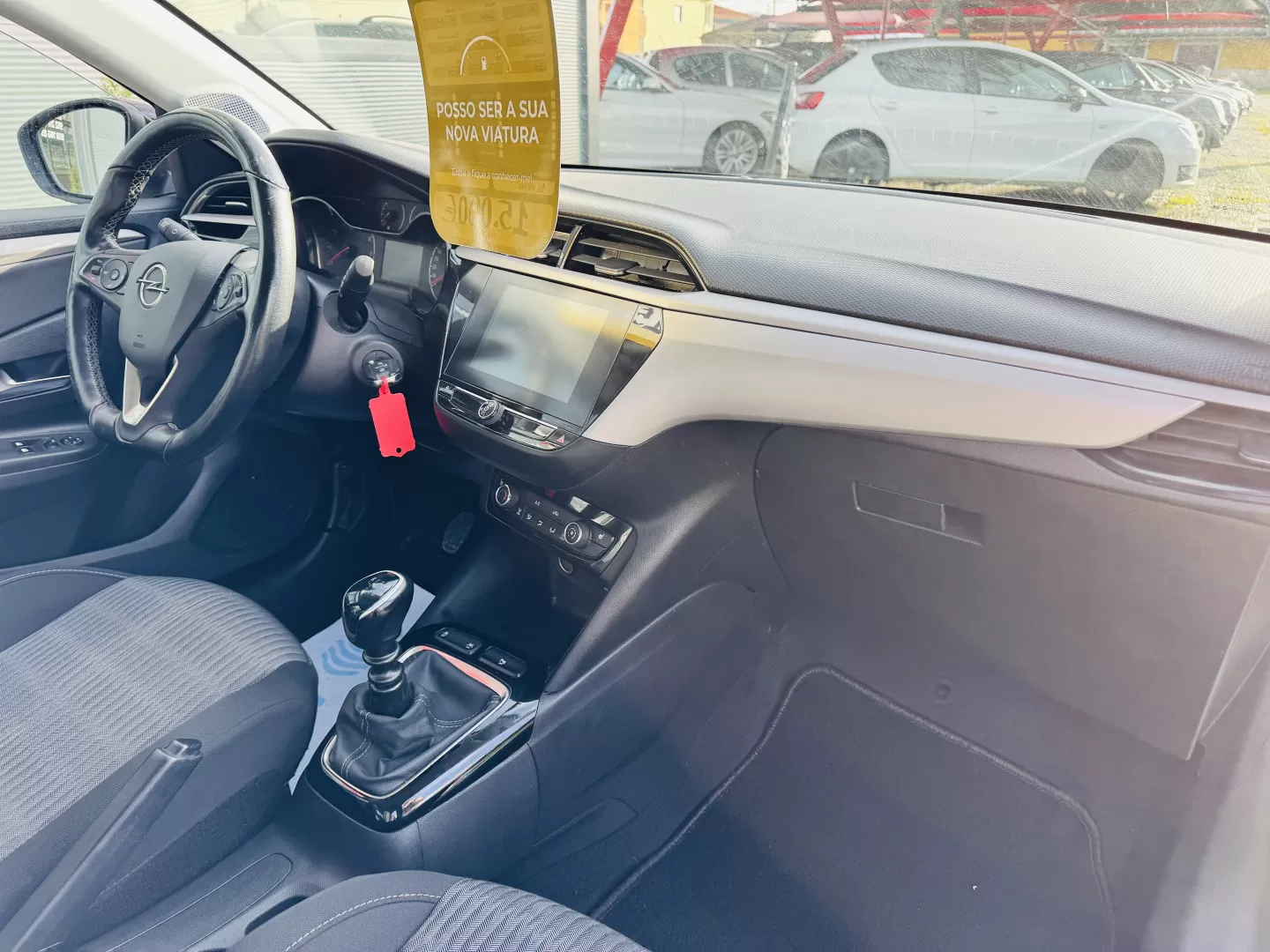 Opel Corsa 1.2 T Edition - foto 8