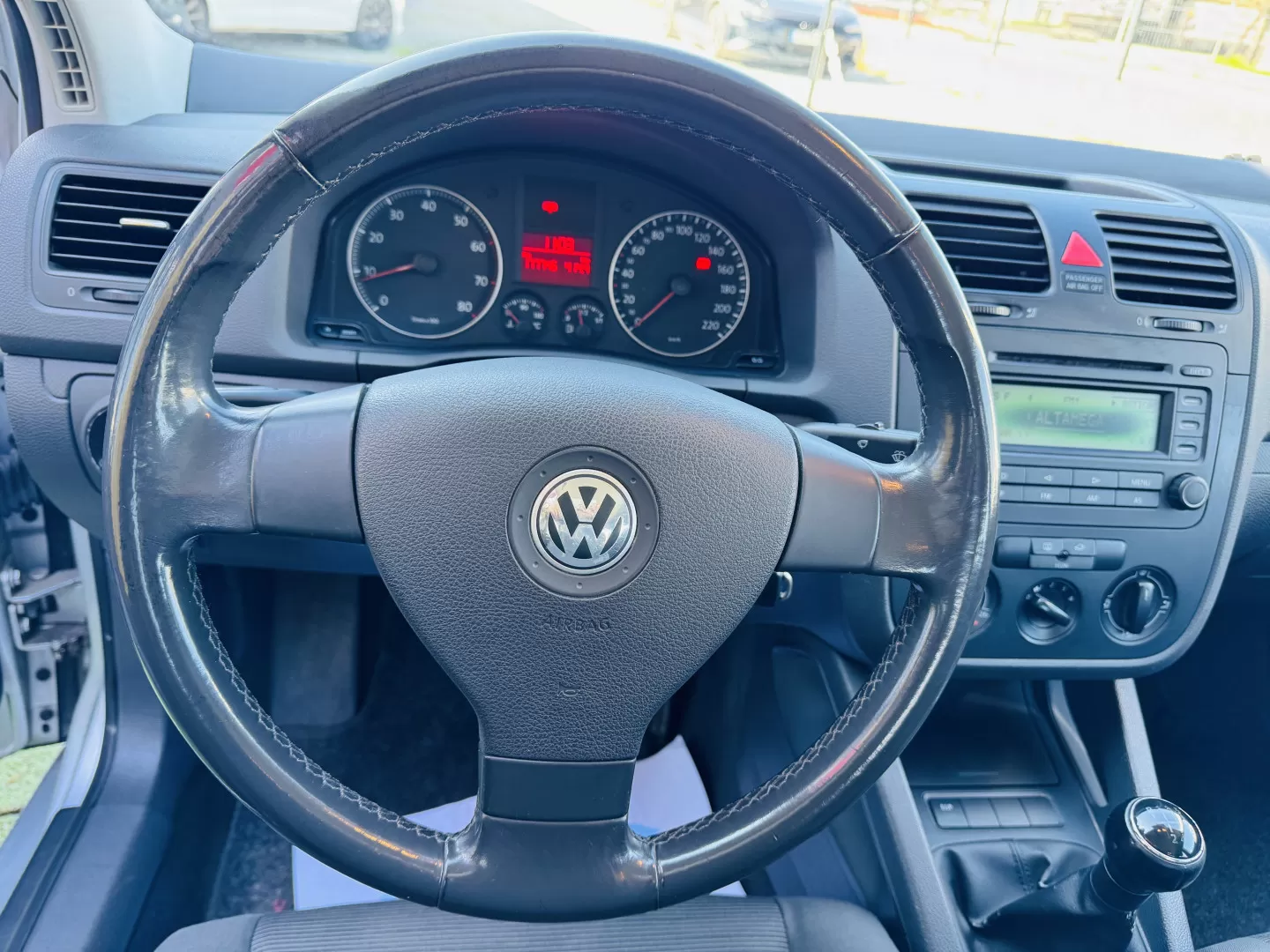 VW Golf 1.4i Trendline - foto 5