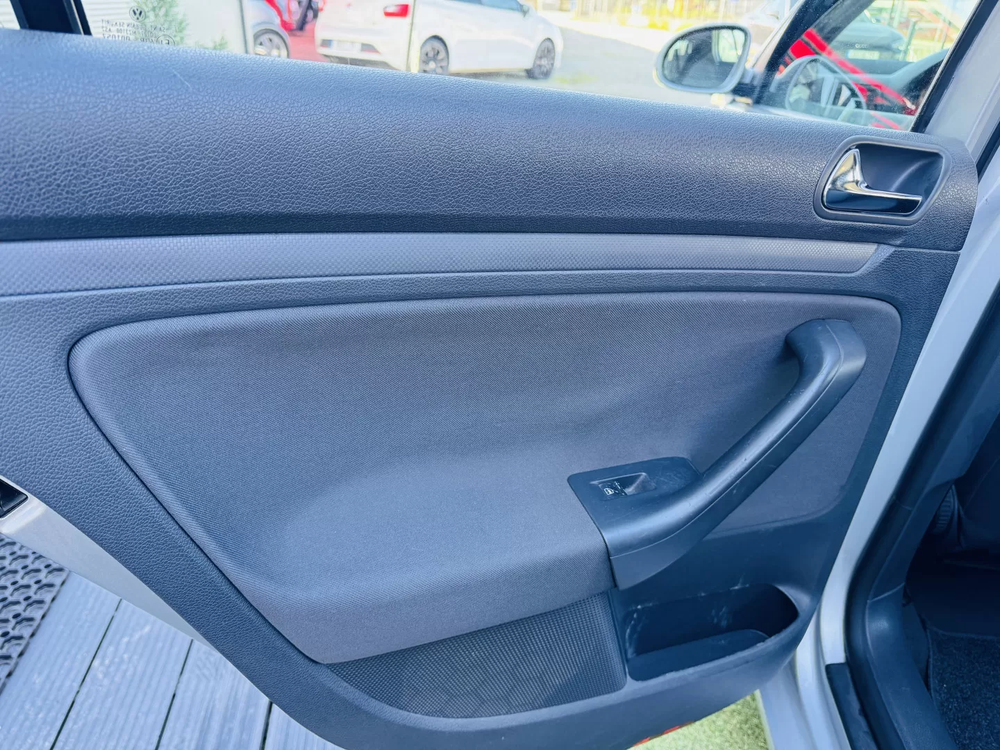 VW Golf 1.4i Trendline - foto 8