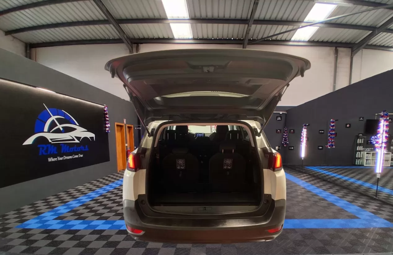 Peugeot 5008 PureTech 130 EAT8 Stop & Start Active Pack - foto 6