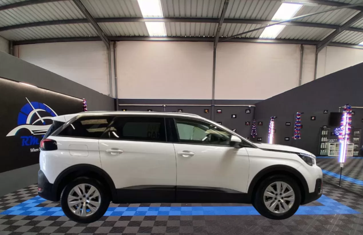Peugeot 5008 PureTech 130 EAT8 Stop & Start Active Pack - foto 4