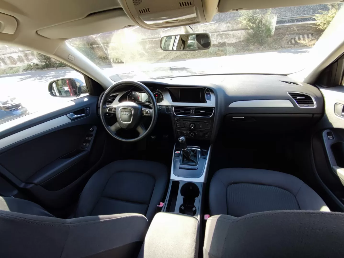 Audi A4 Avant 136cv - foto 8