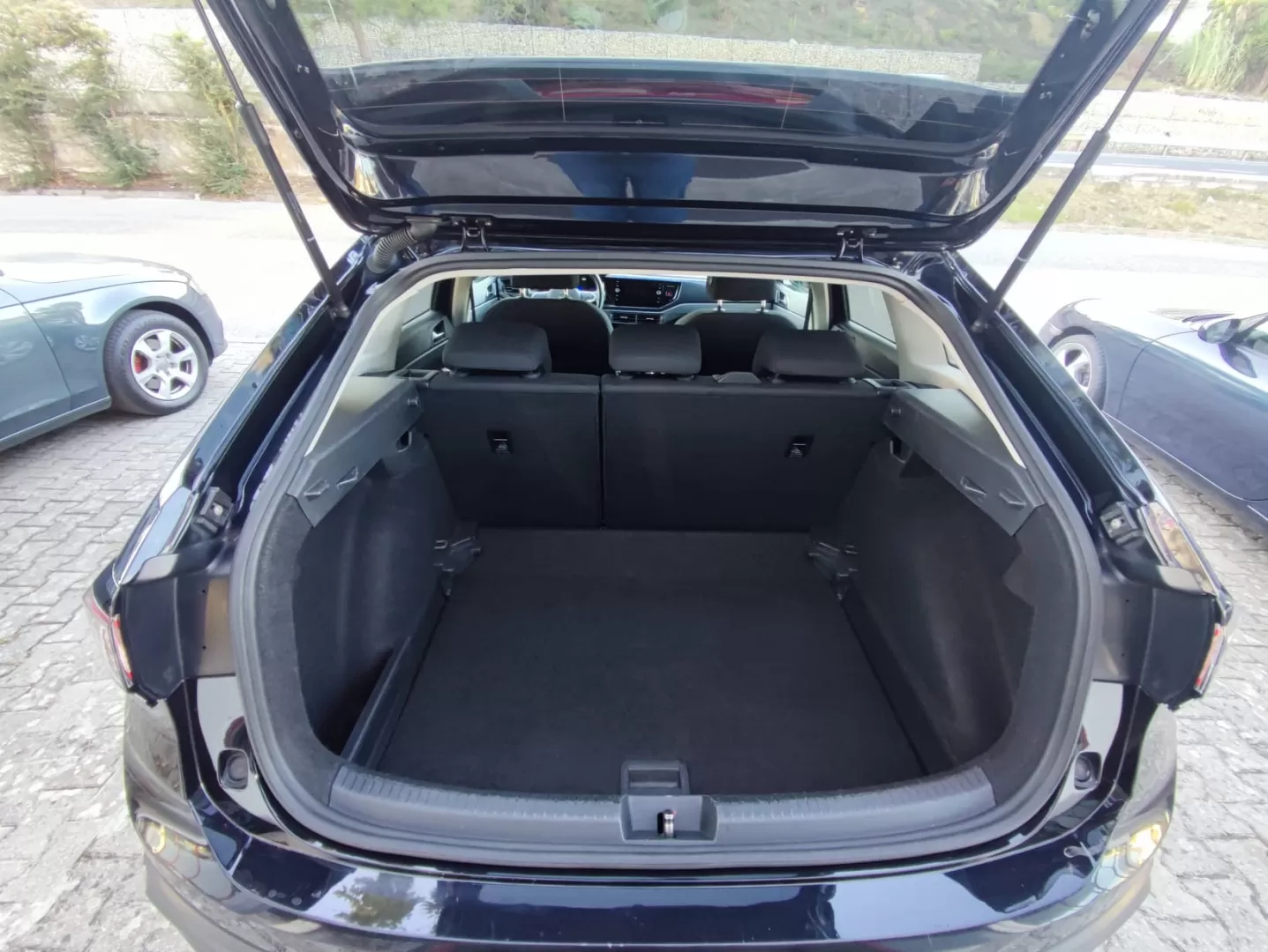 VW Taigo 1.0 TSI Urban - foto 7