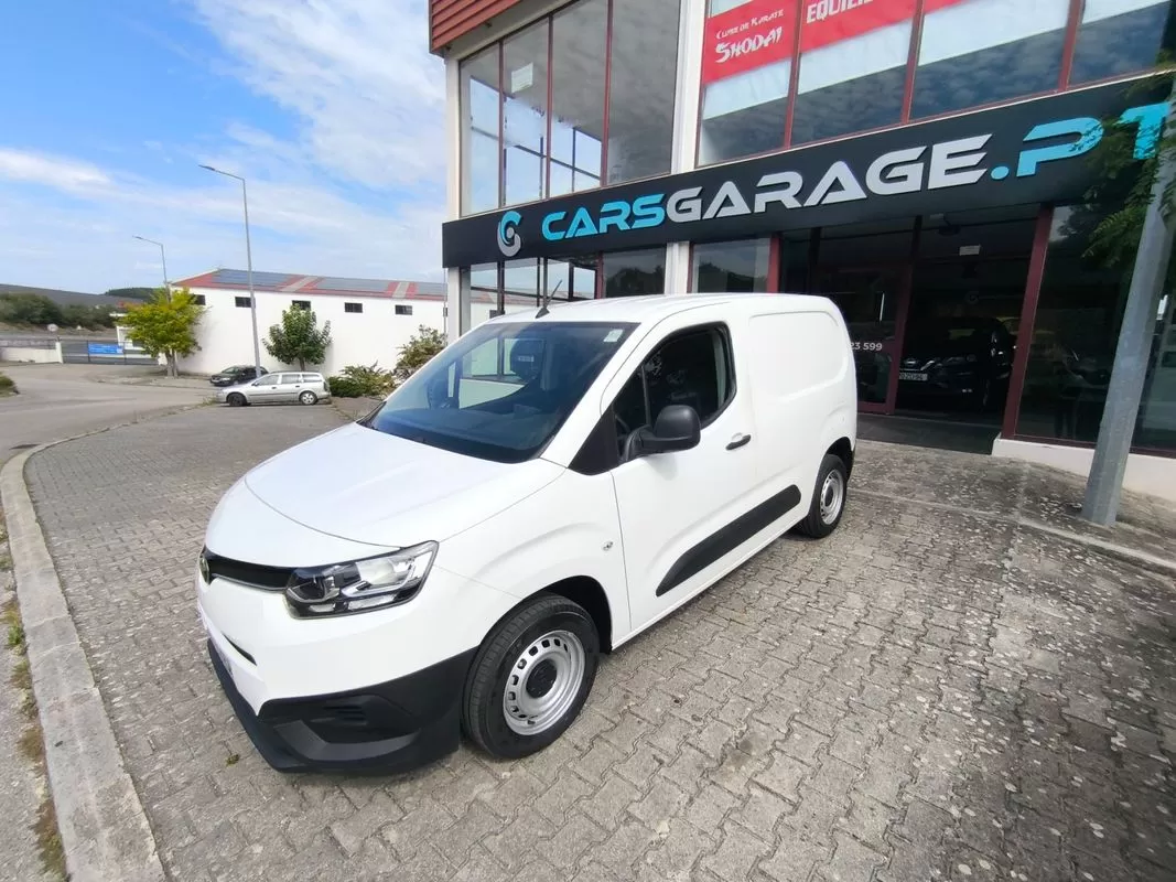 Toyota  Proace City 1.5D L1 Active