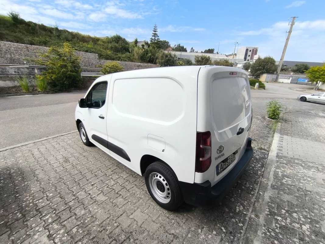 Toyota  Proace City 1.5D L1 Active - foto 4