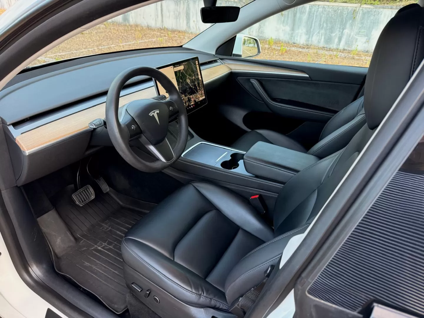 Tesla Model Y Long Range Tração Integral - foto 4