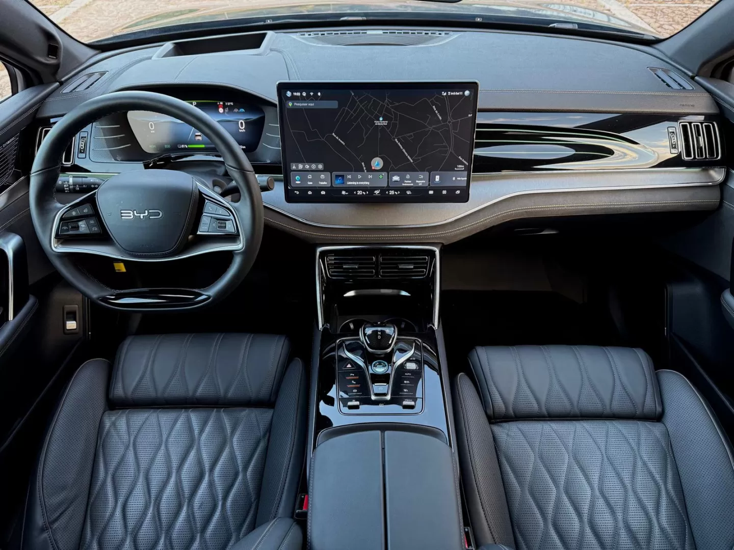 BYD Tang 108.8 kWh AWD Flagship - foto 8