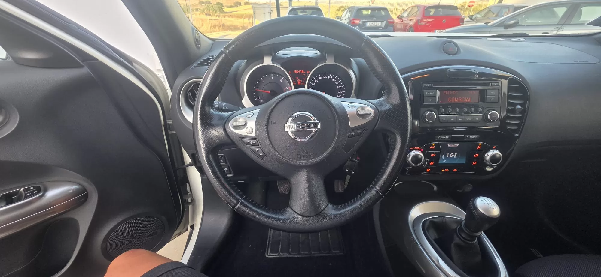 Nissan Juke 1.5 dCi N-Connecta - foto 8