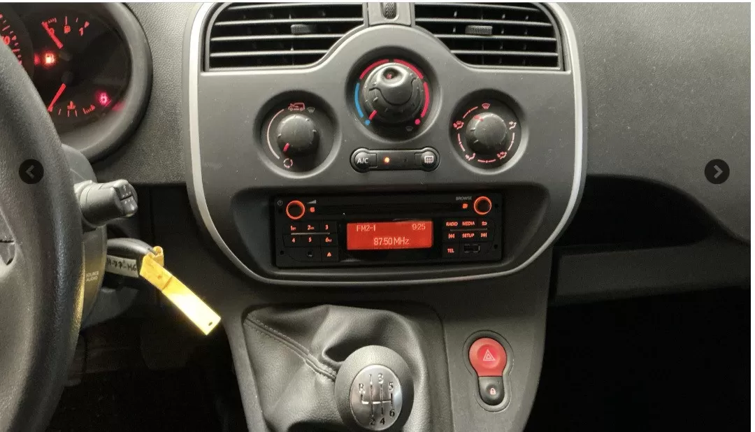 Renault Kangoo - foto 8