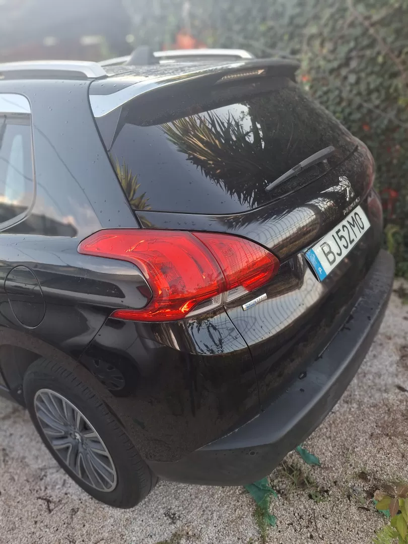Peugeot 2008 1.2 PureTech Allure Pack - foto 2