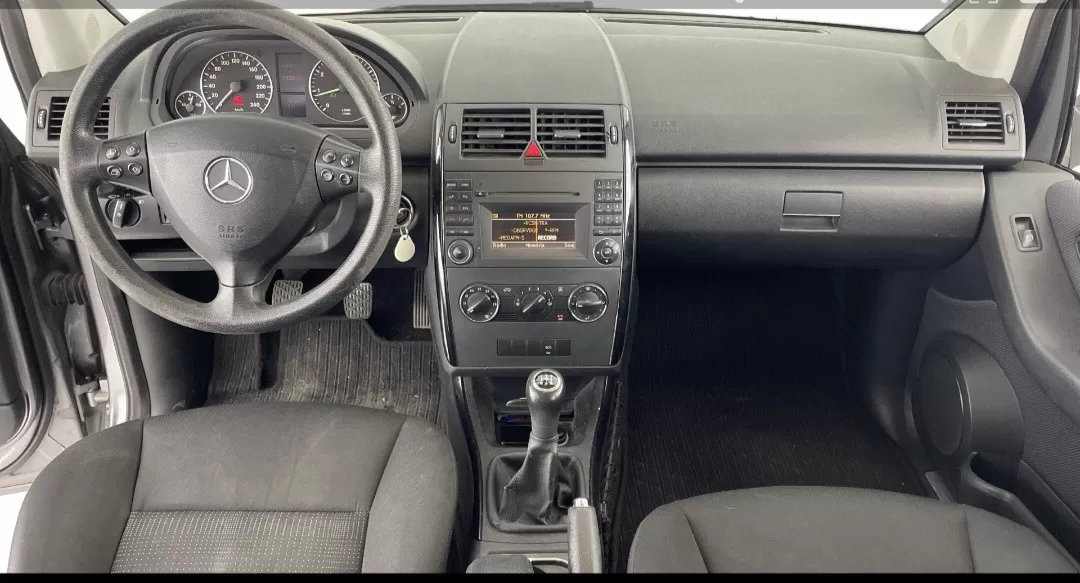 Mercedes-Benz A 160 Classic BlueEfficiency - foto 6