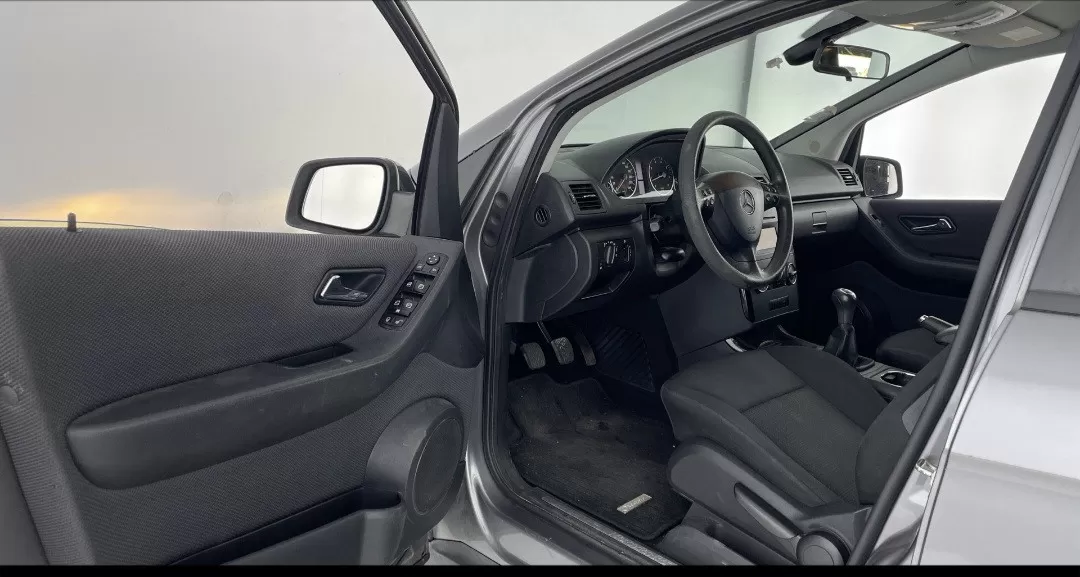 Mercedes-Benz A 160 Classic BlueEfficiency - foto 7