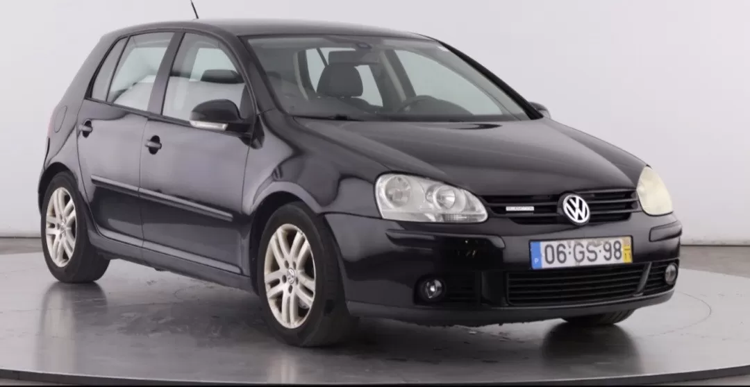 VW Golf 1.9 TDi BlueM. Confortline - foto 2