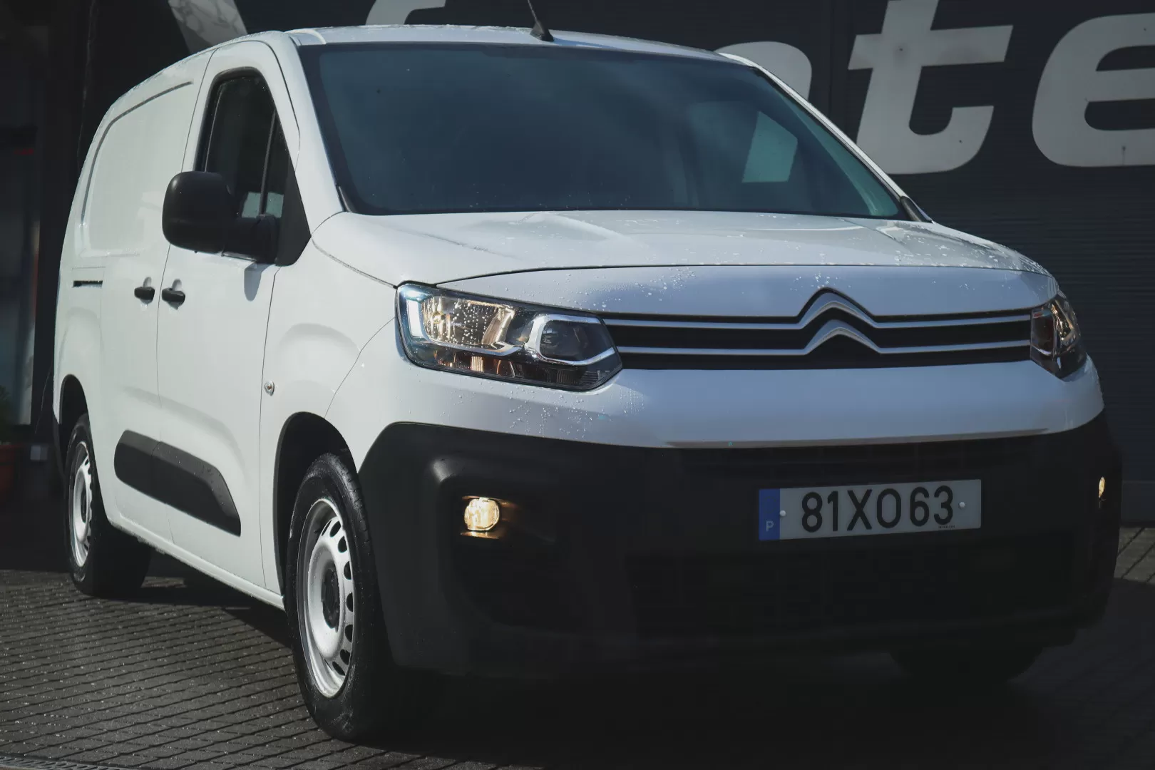 Citroën  Berlingo BlueHDi XL 1.6 S&S   L O N G A - foto 3