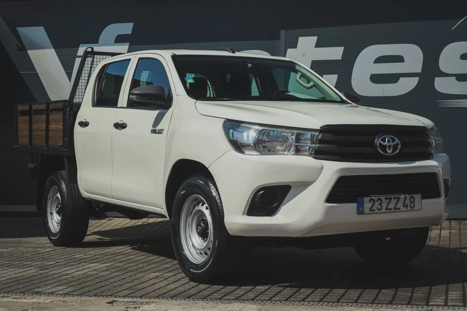 Toyota  HILUX   D-4D   4WD CD   4 X 4 - foto 3
