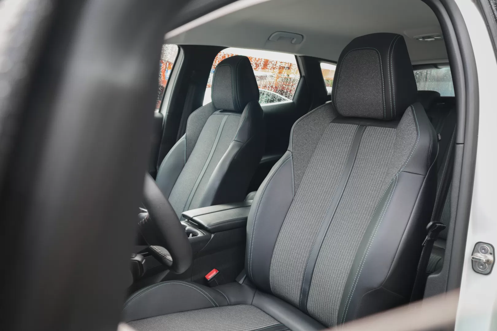 Peugeot 3008 1.6 Hybrid Active Pack e-EAT8 - foto 4