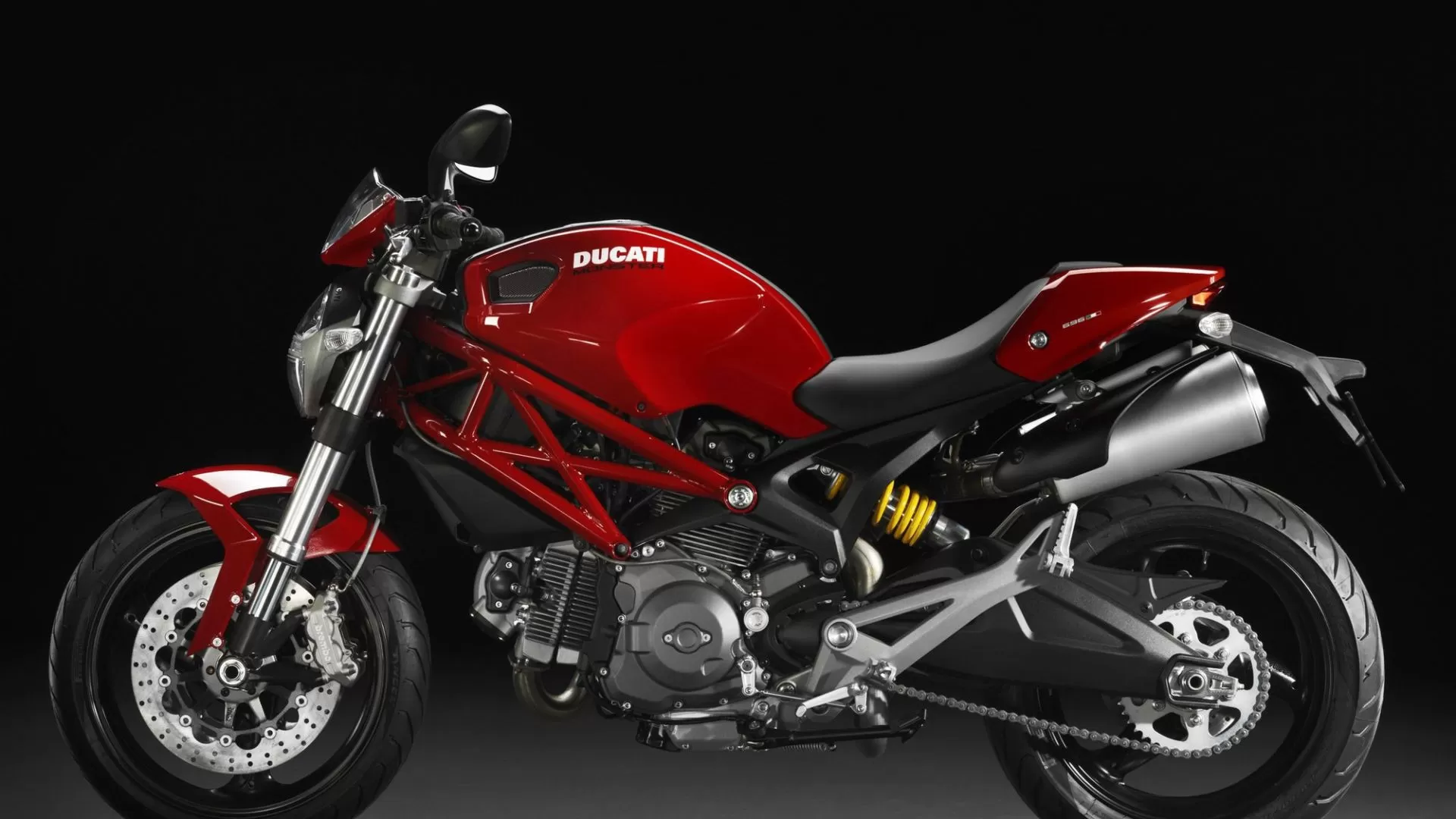 Ducati Monster 696 - foto 2