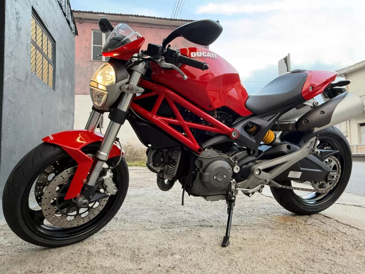 Ducati Monster 696 - foto 6