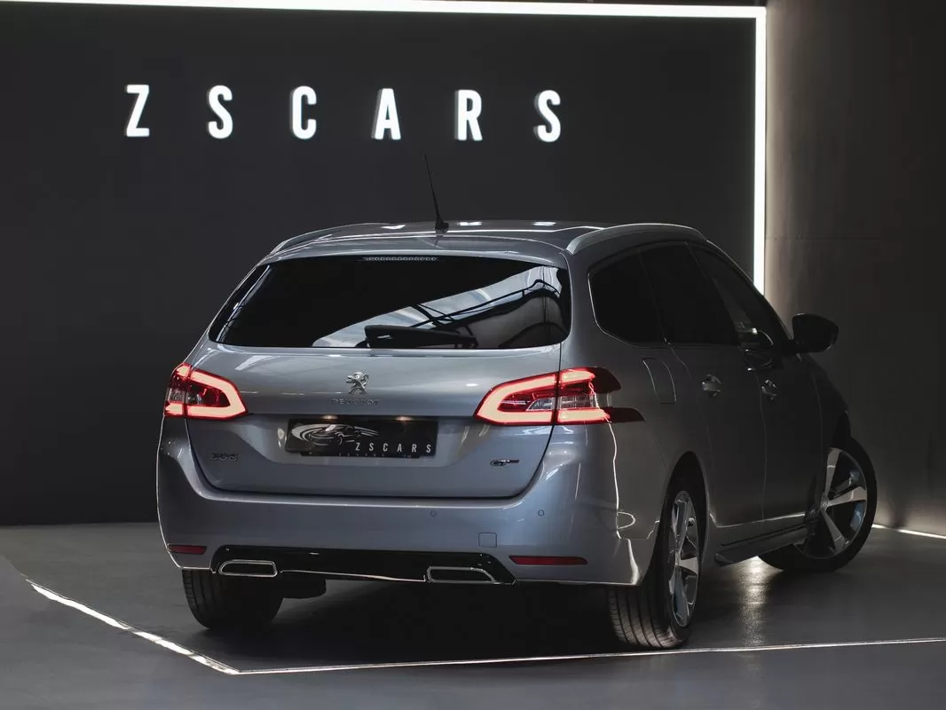 Peugeot 308 SW 1.5 BlueHDi GT Line EAT8 - foto 6