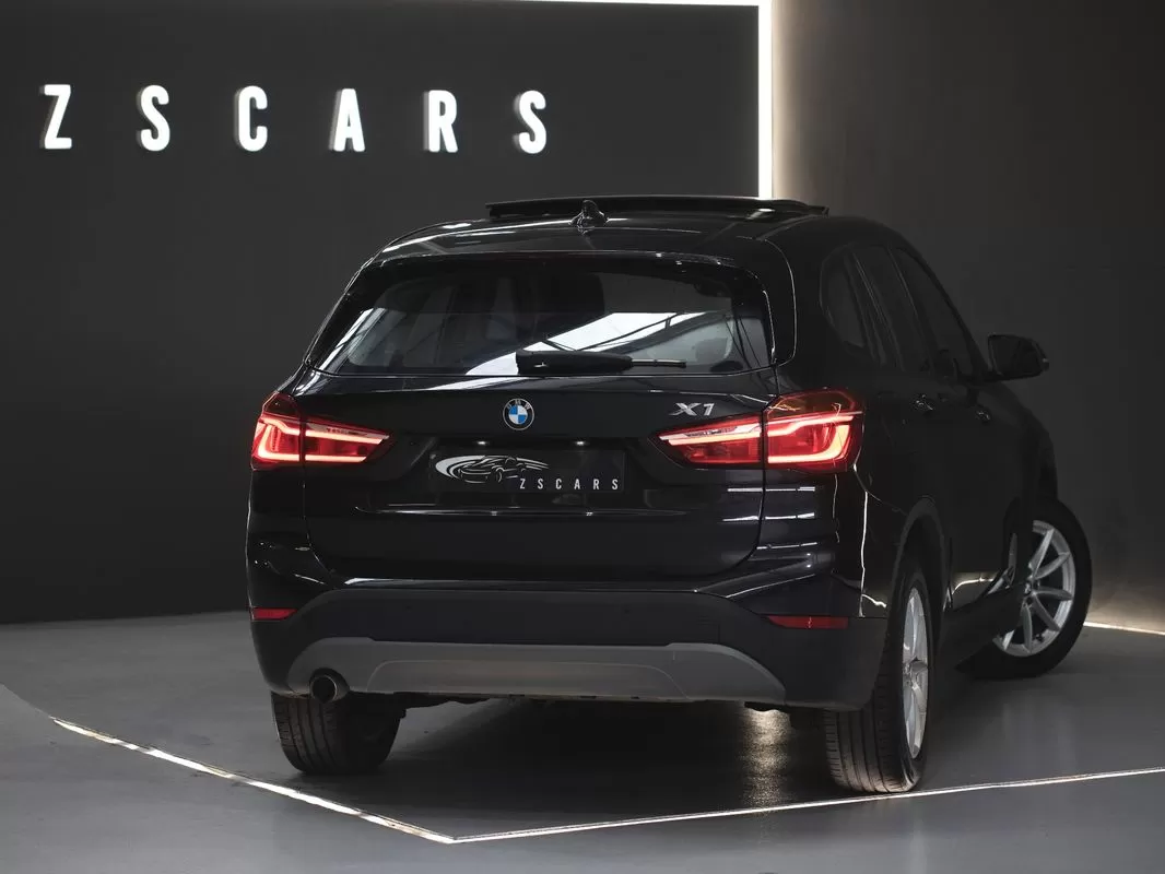 BMW X1 16 d sDrive Line Sport - foto 7