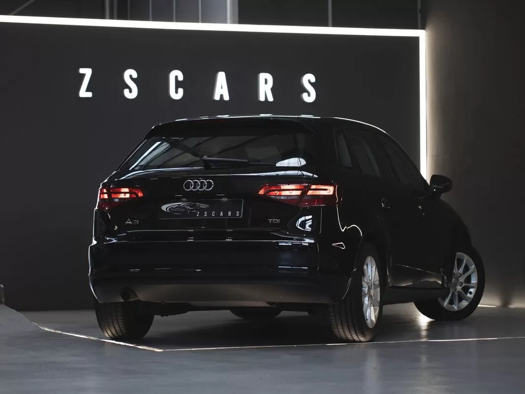 Audi A3 Sportback 1.6 TDI Advance - foto 6