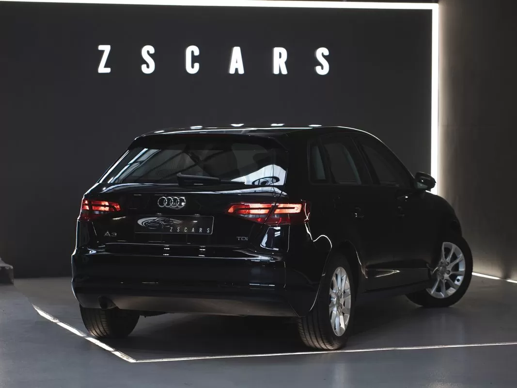 Audi A3 Sportback 1.6 TDI Advance - foto 5