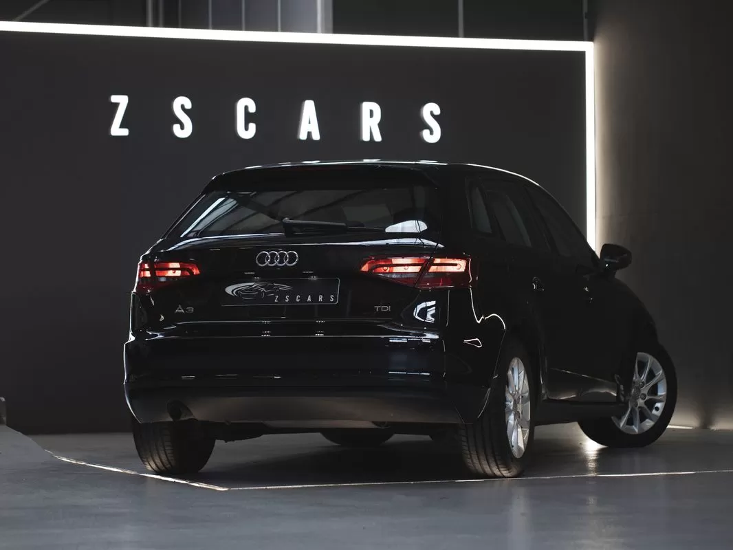 Audi A3 Sportback 1.6 TDI Advance - foto 6