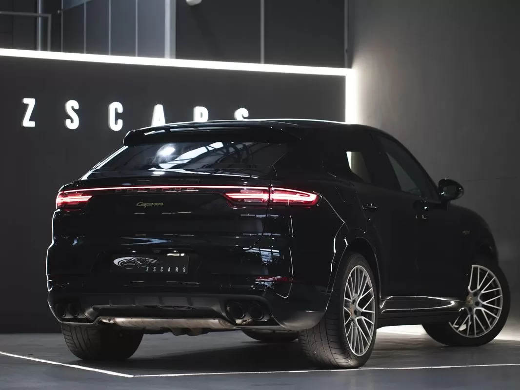 Porsche Cayenne Coupé E-Hybrid - foto 6