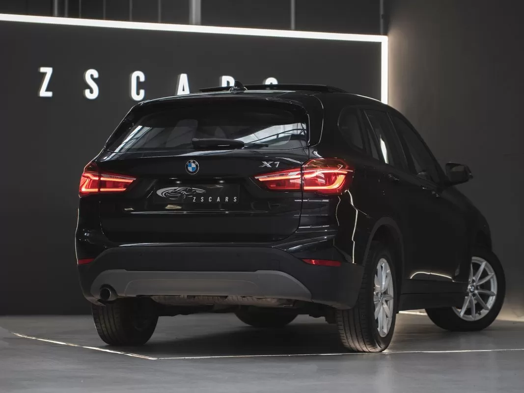BMW X1 16 d sDrive Line Sport - foto 6