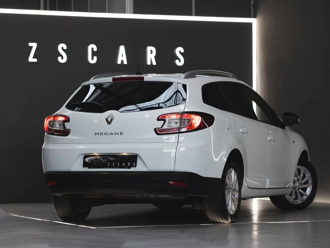 Renault Mégane Sport Tourer 1.5 dCi Limited - foto 6