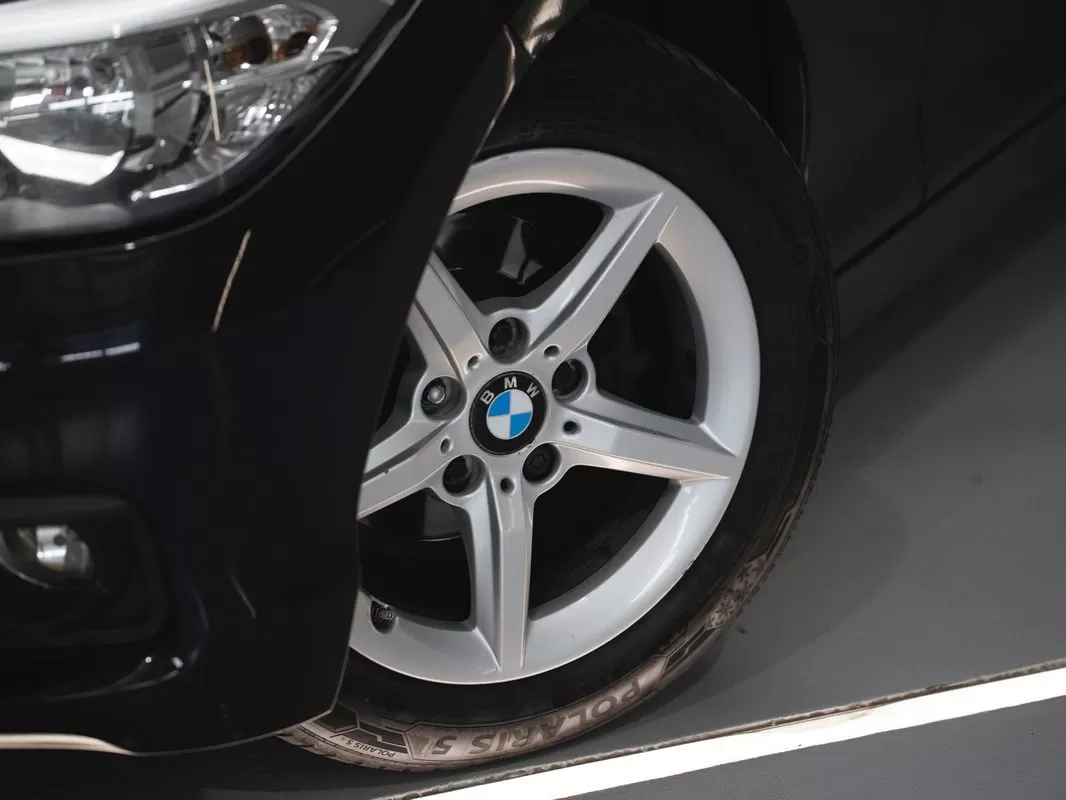 BMW 116 d EDynamics Line Urban - foto 8