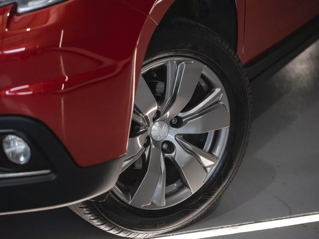 Peugeot 2008 1.2 PureTech Style - foto 7