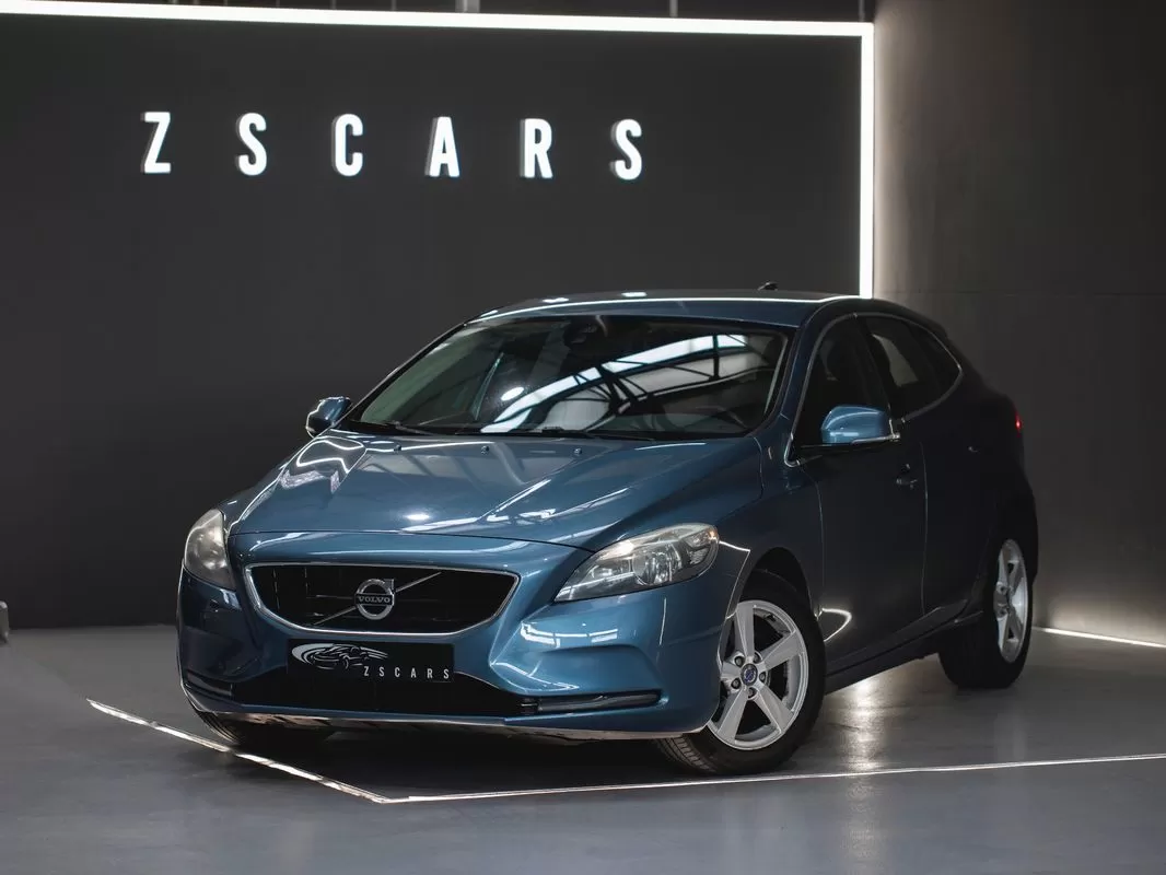 Volvo V40  D2 Kinetic - foto 4