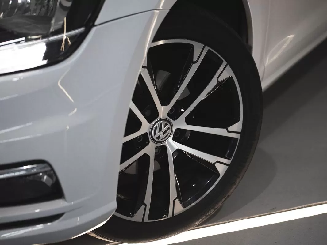 VW Golf  1 0 Tsi Join - foto 8