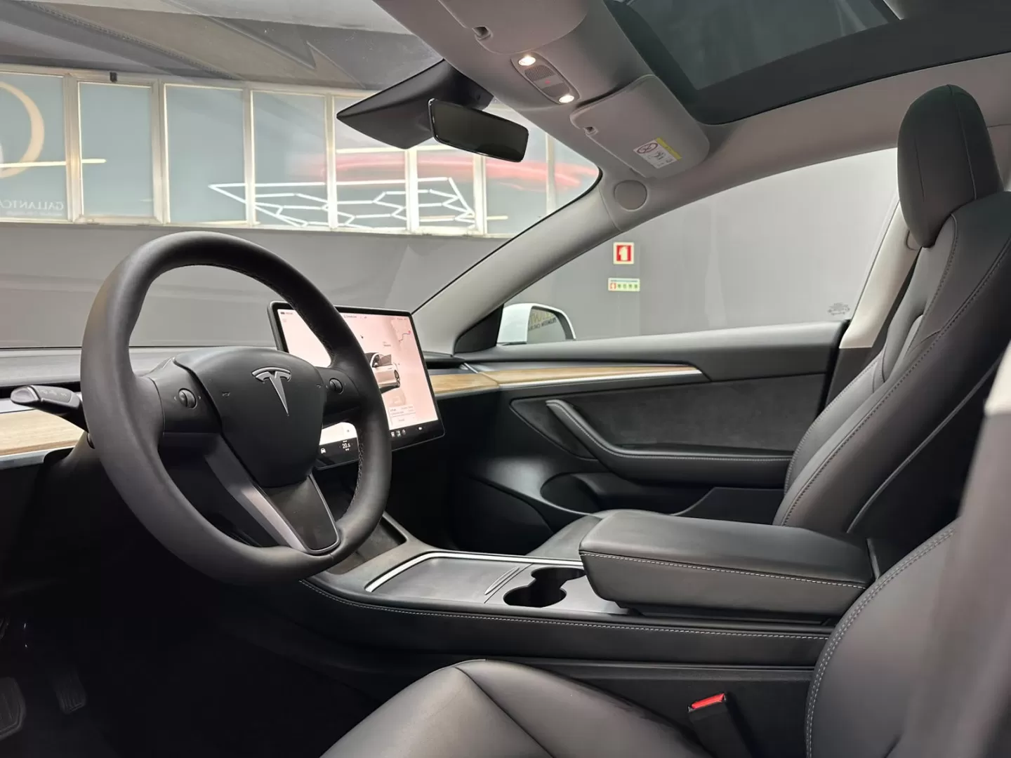 Tesla Model 3 MODEL 3 STANDARD RANGE - foto 8
